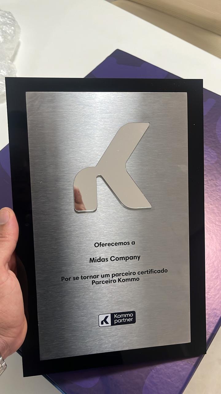 Placa Parceiro Certificado Kommo Midas Company